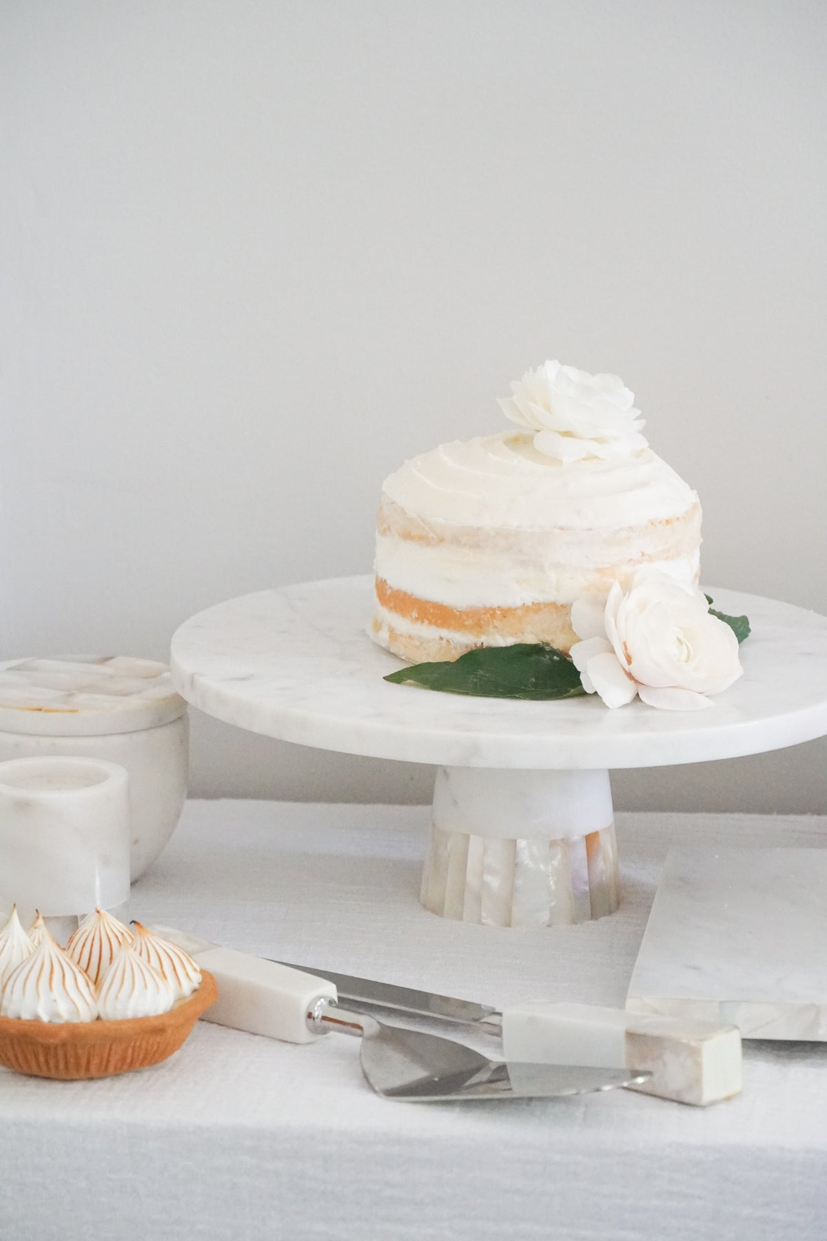 White Marble Cake Stand with Mother of Pearl Inlay Anaya